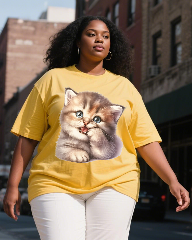 Adorable pets Women's Plus Size T-shirts