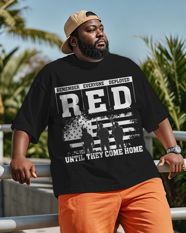 War - themed Silhouettes  Men's Plus Size Short Sleeve T-Shirt