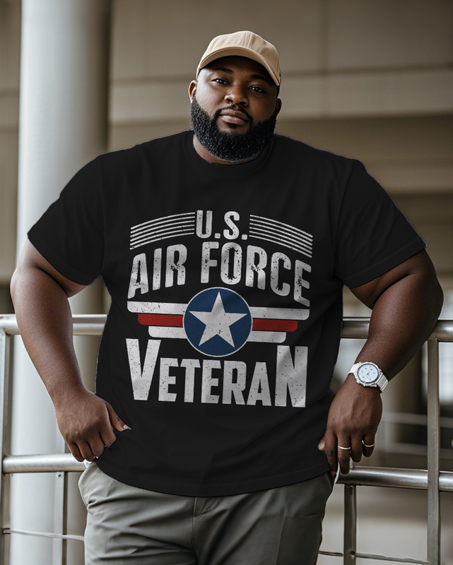 War - themed Silhouettes  Men's Plus Size Short Sleeve T-Shirt