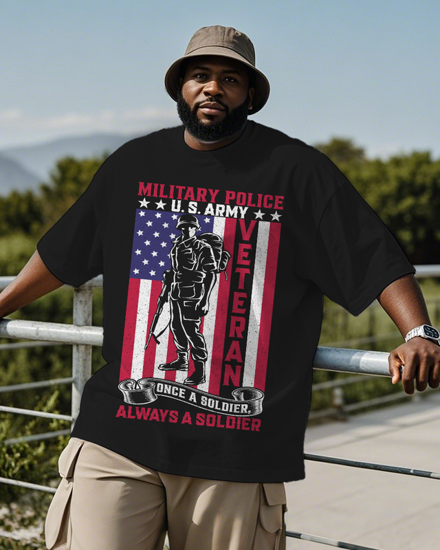 War - themed Silhouettes  Men's Plus Size Short Sleeve T-Shirt