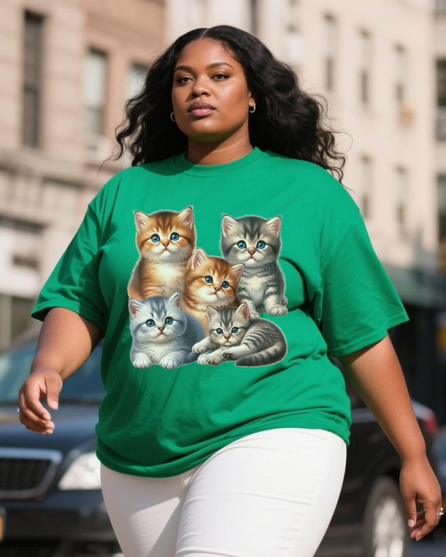 Adorable pets Women's Plus Size T-shirts