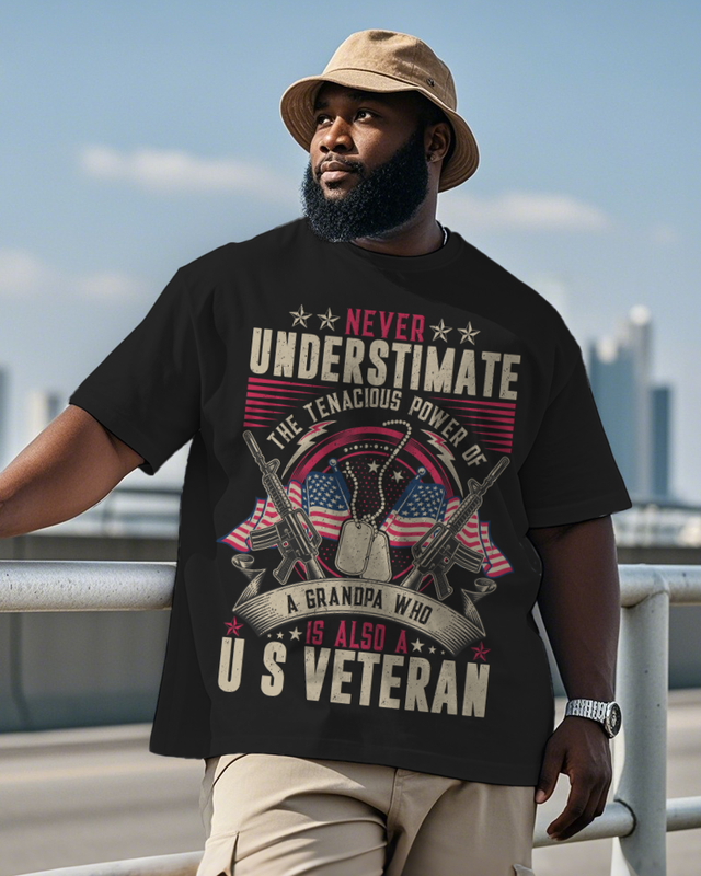 War - themed Silhouettes  Men's Plus Size Short Sleeve T-Shirt