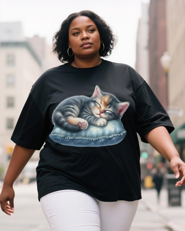 Adorable pets Women's Plus Size T-shirts