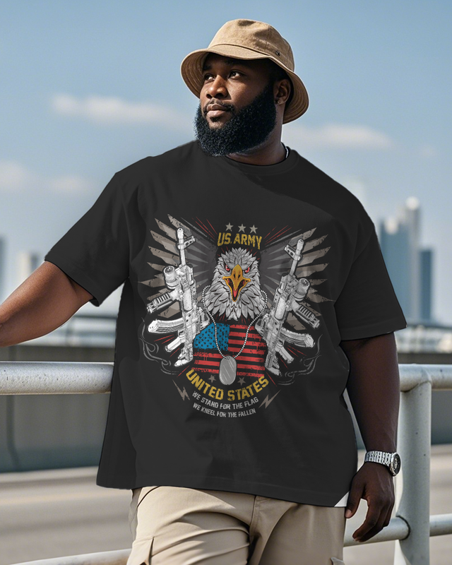 War - themed Silhouettes  Men's Plus Size Short Sleeve T-Shirt