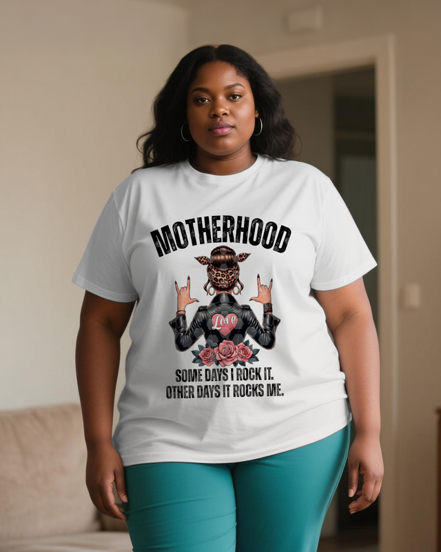 black girl Women's Plus Size T-shirts
