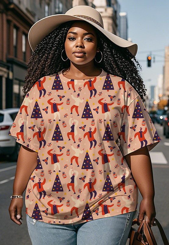 Christmas tree and people Women's Plus Size T-shirts