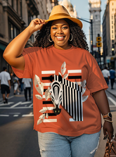 Fashionable flat - styled zebra Women's Plus Size T-shirts