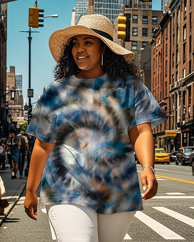 Dyeing Women's Plus Size T-shirts