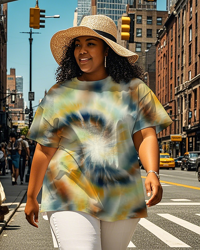 Dyeing Women's Plus Size T-shirts