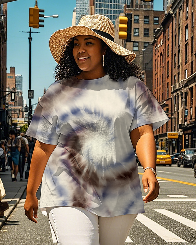 Dyeing Women's Plus Size T-shirts