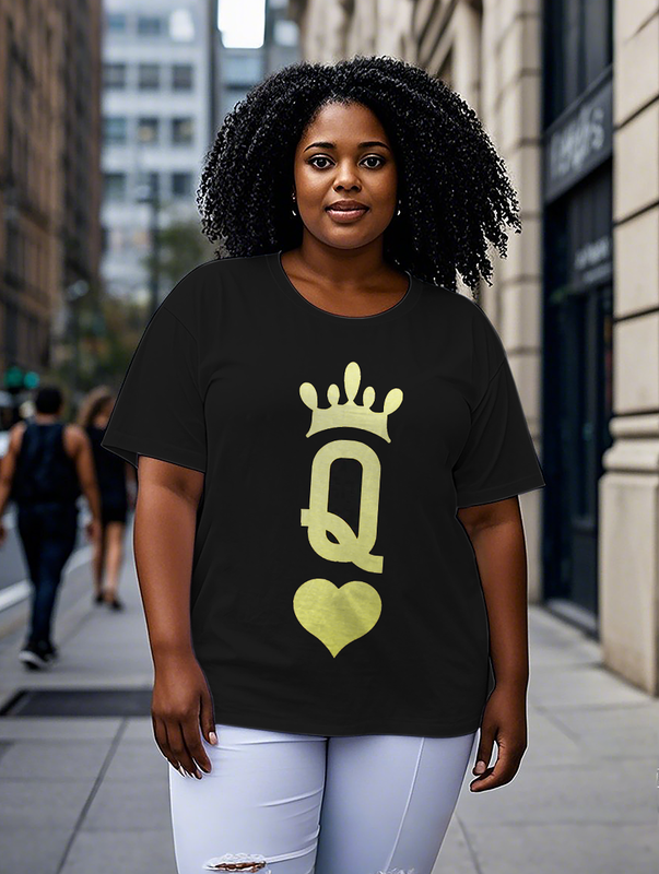 Queen of Hearts Women's Plus Size T-shirts