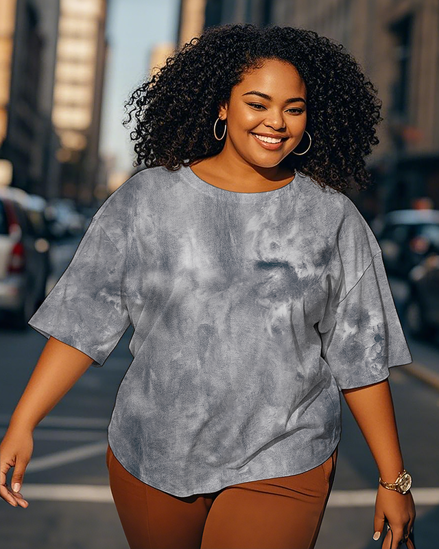 Dyeing Women's Plus Size T-shirts