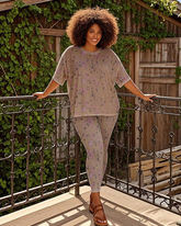 Women's abstract flowers T-Shirt & Pants