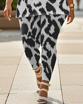 Women's Leopard print T-Shirt & Pants