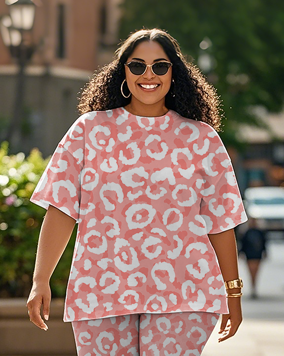 Women's Leopard print T-Shirt & Pants
