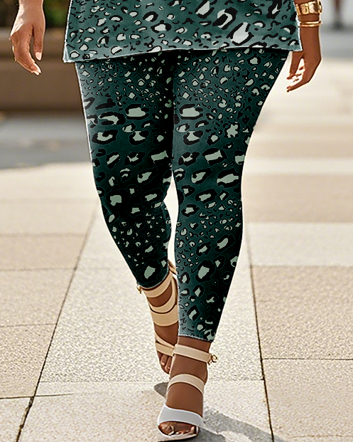 Women's Leopard print T-Shirt & Pants