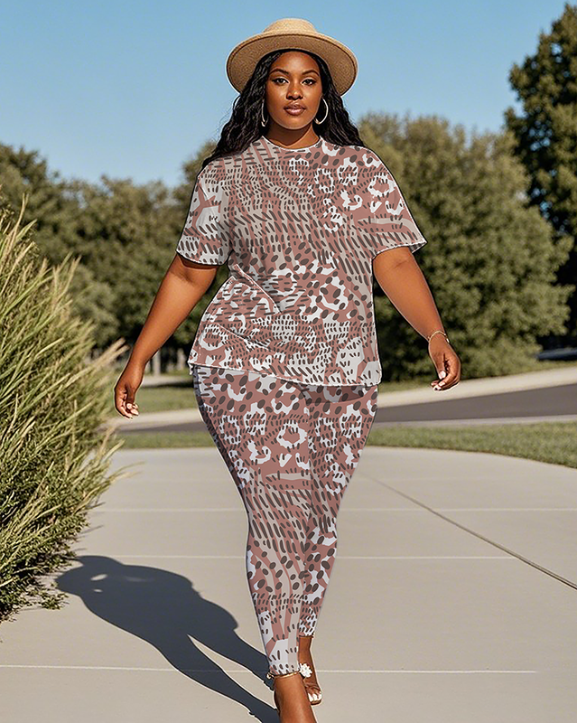 Women's Leopard print T-Shirt & Pants