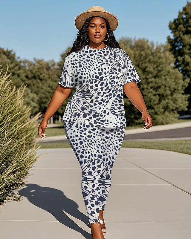 Women's Leopard print T-Shirt & Pants