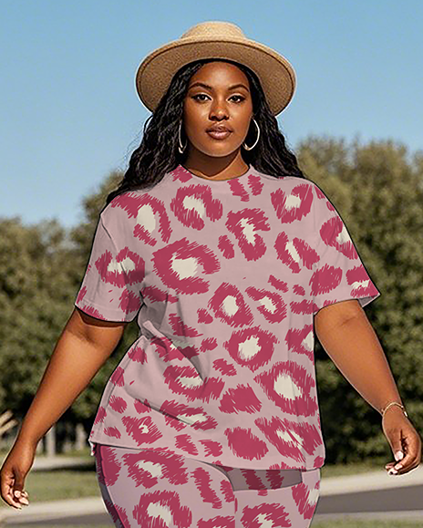 Women's Leopard print T-Shirt & Pants