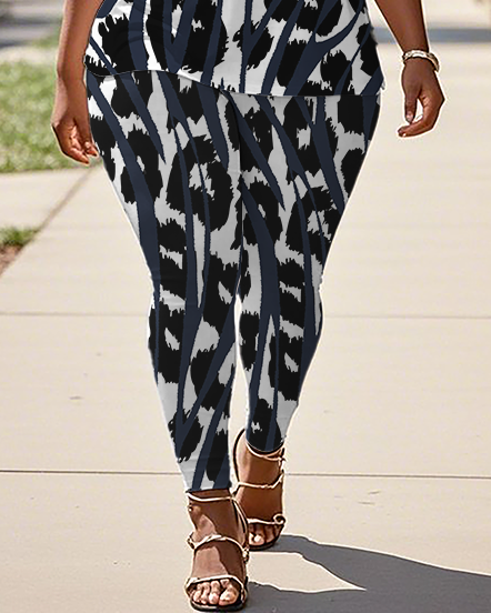 Women's Leopard print T-Shirt & Pants