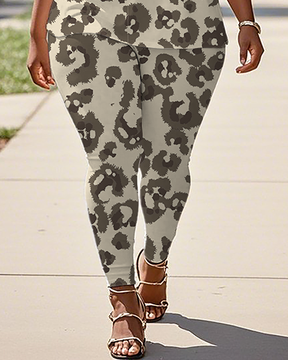 Women's Leopard print T-Shirt & Pants