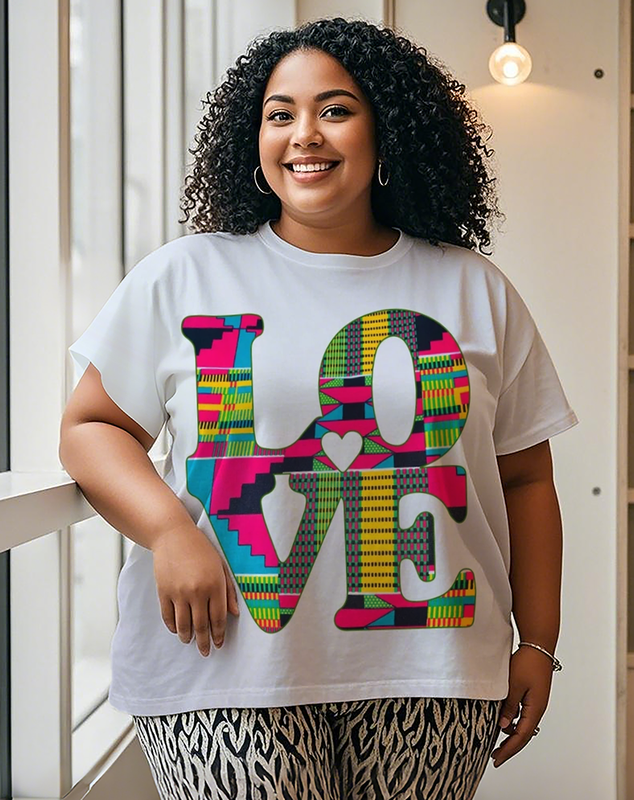 love heart Women's Plus Size T-shirts